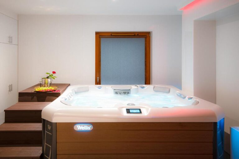 Hotel z Jacuzzi w Pokoju Kraków Hotel z Jacuzzi w Pokoju