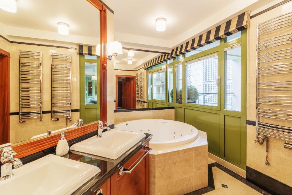 Jacuzzi Grand Apartments Blue Marlin Luxury Apartments Sopot
