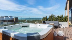 Apartament z Jacuzzi w Pokoju Władysławowo