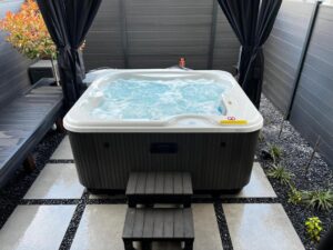 Apartament z Jacuzzi w Pokoju Szczecin