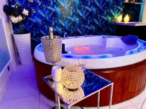 Hotel z Jacuzzi w Pokoju Sopot