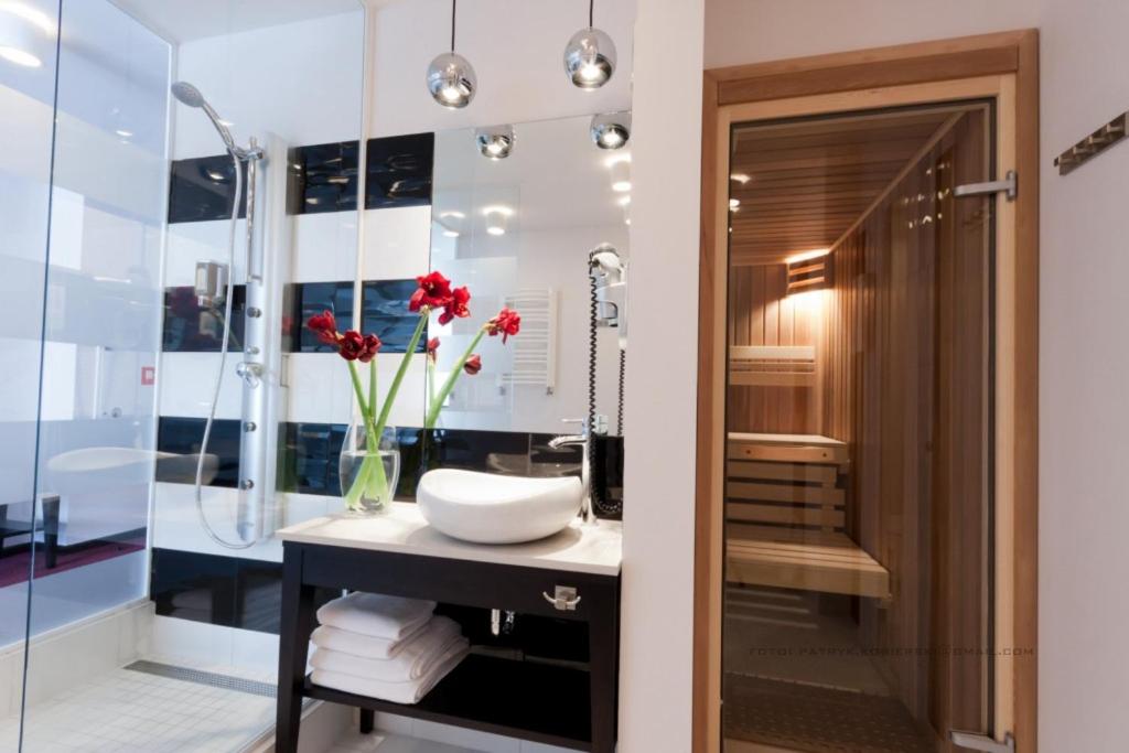 Apartament z Sauną Hotel Silvia Gold Gliwice Apartament z Sauną Hotel Silvia Gold Gliwice