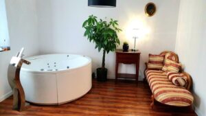 Hotel z Jacuzzi w Pokoju Katowice