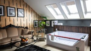 Hotel z Jacuzzi w Pokoju Lublin